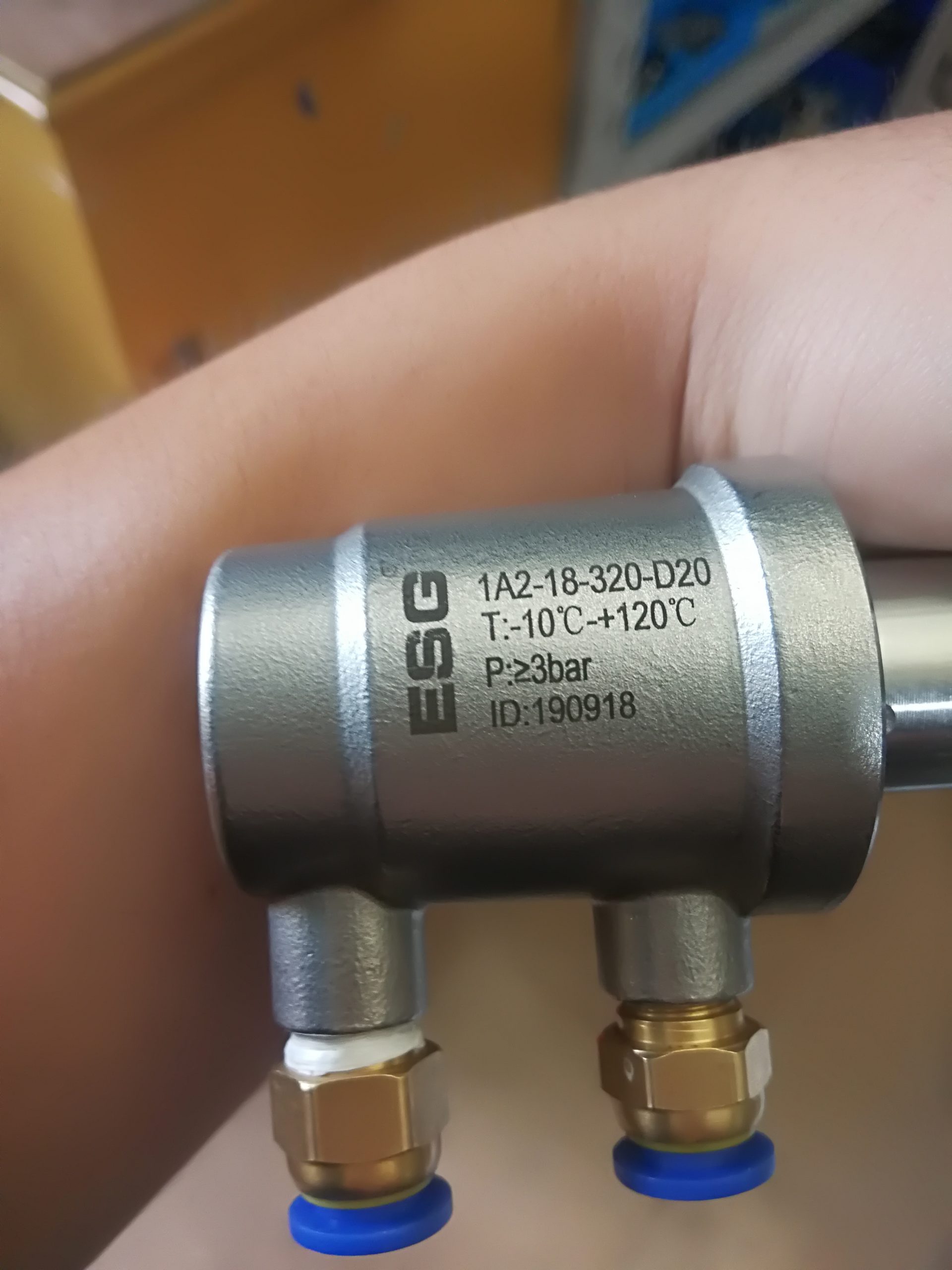 氣閥門激光刻字效果